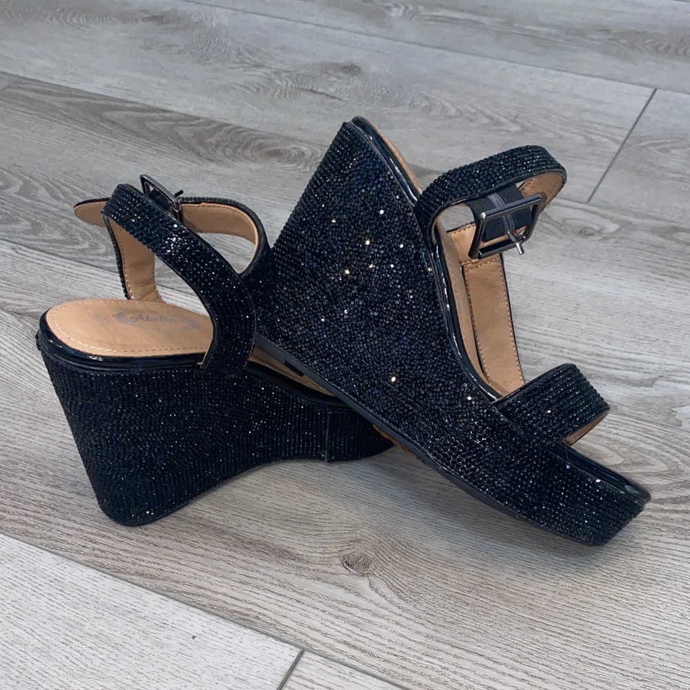 Elegant Black Wedge Sandals